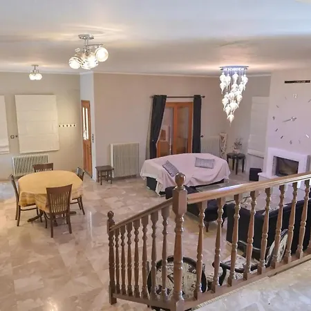 Thimeli Hotel Ligourio