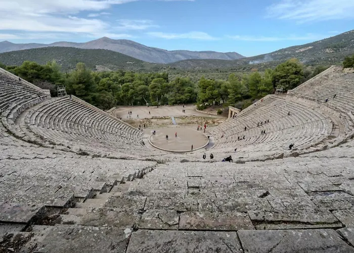 Thimeli Hotel Ligourión